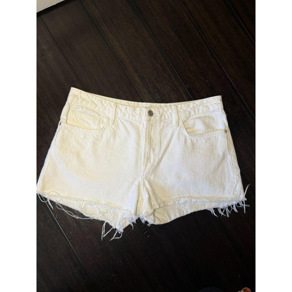 FRAME White Denim Cutoff Shorts Raw Hem Size 30 Jorts Coastal Casual